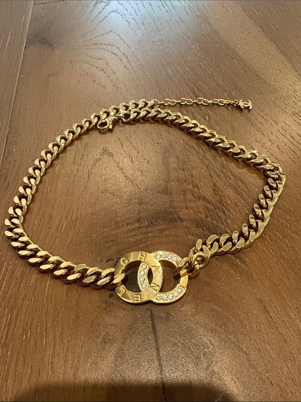 CHANEL Gold-Tone Interlocking CC Crystal Link Necklace